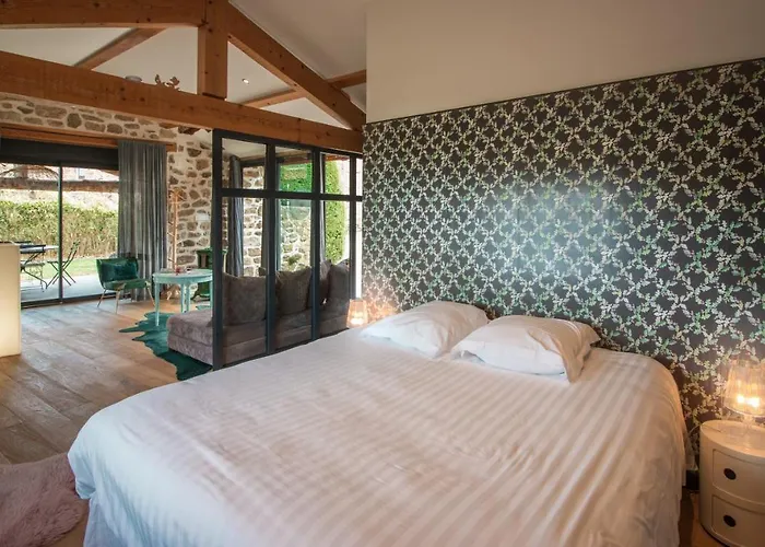La Chomotte 4* Saint-Alban-d'Ay