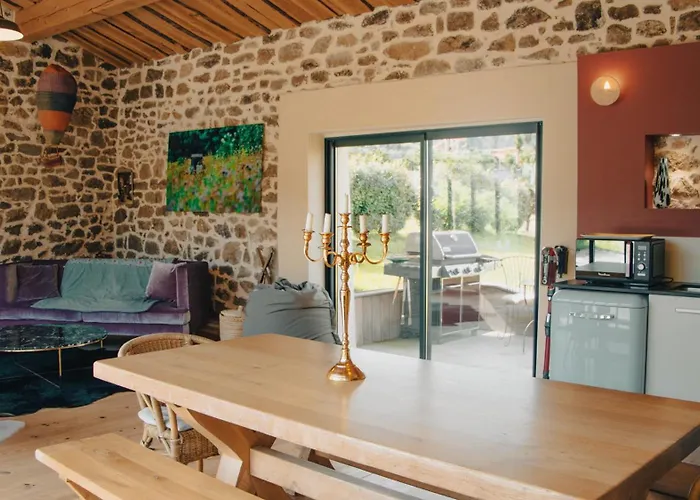 La Chomotte 4* Saint-Alban-d'Ay