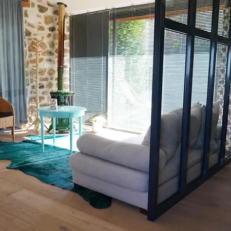 La Chomotte Guest house Saint-Alban-d'Ay